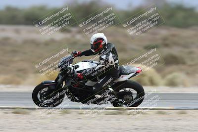 media/May-05-2025-Moto Forza (Mon) [[3c1838c5e5]]/2-B Group/Session 3 (Panning Test Turn 14 Inside)/
